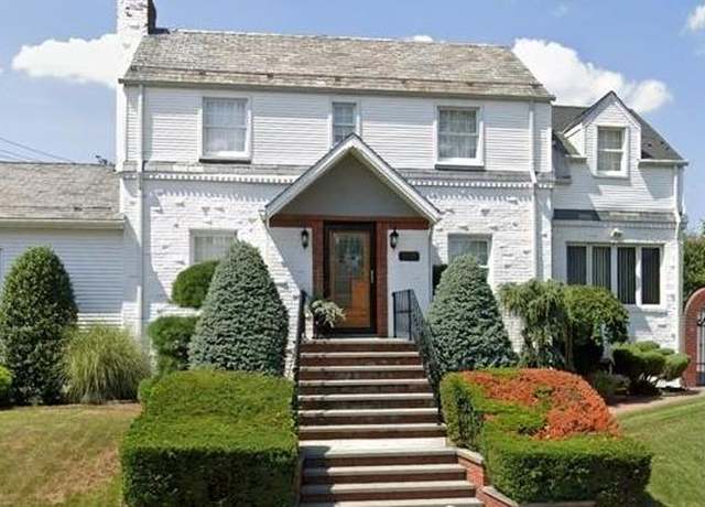 Property at 162-07 Cryders Ln, Whitestone, NY 11357, 3 beds, 2.5 baths
