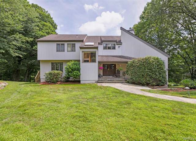 Property at 3 Farese Way, Amawalk, NY 10501, 4 beds, 2.5 baths