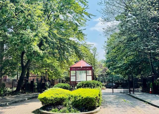 Property at 15020 71st Ave Unit 4K, Flushing, NY 11367, 2 beds, 1 bath