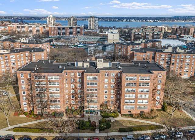 Property at 18-65 211th St Unit 4C, Bayside, NY 11360, 2 beds, 1 bath