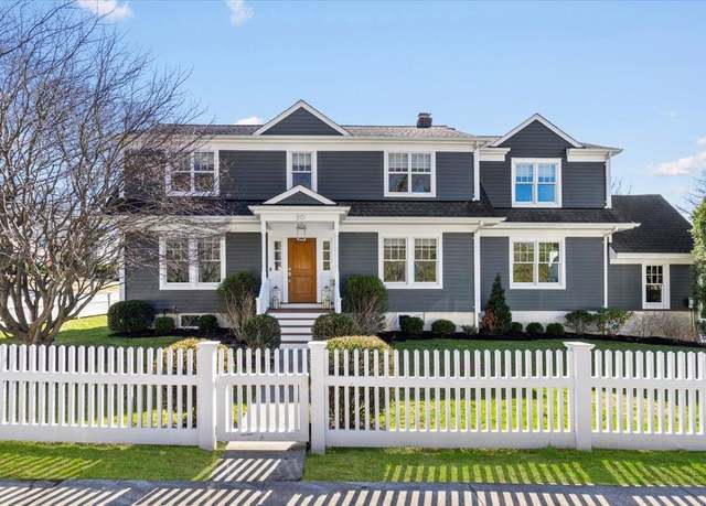 Property at 20 Manursing Ave, Rye, NY 10580, 5 beds, 3.5 baths