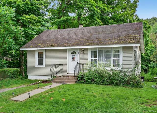 Property at 8 First St, Godeffroy, NY 12729, 3 beds, 1 bath