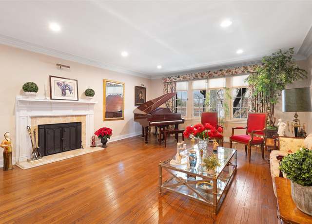 Property at 10 Brooklands Unit 4H, Bronxville, NY 10708, 4 beds, 3 baths