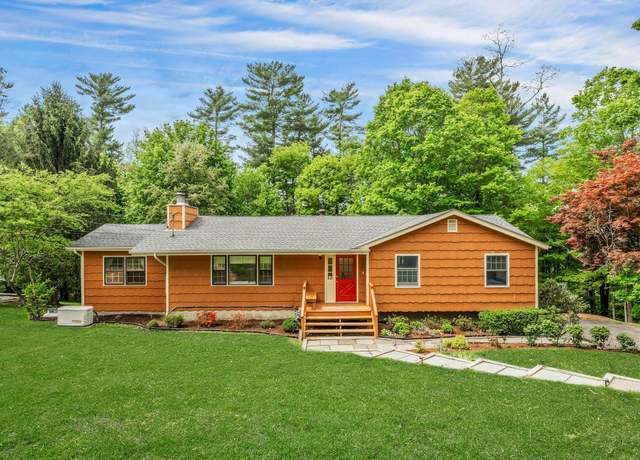 Property at 14 Howe St, South Salem, NY 10590, 3 beds, 3 baths