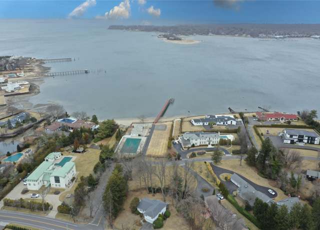 Property at 31 Harbour Rd, Great Neck, NY 11024