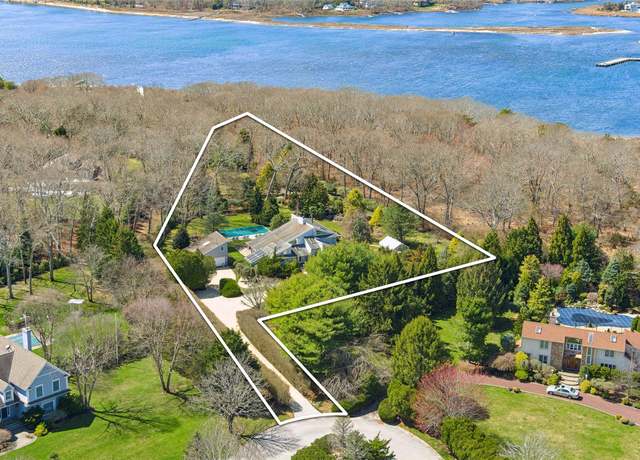 Property at 23 Laila Ln, Remsenburg, NY 11960, 4 beds, 5 baths