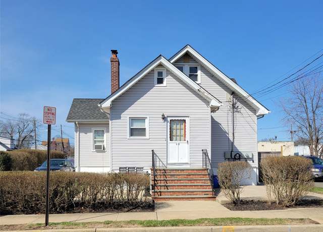 Property at 96 Sportsmans Ave, Freeport, NY 11520, 3 beds