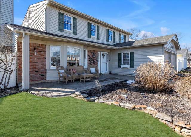 Property at 10 Morris Ave, Lake Grove, NY 11755, 4 beds, 2.5 baths