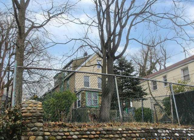 Property at 3963 Duryea Ave, Bronx, NY 10466, 3 beds, 2 baths