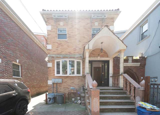 Property at 40-78 Denman St, Elmhurst, NY 11373, 6 beds, 2 baths