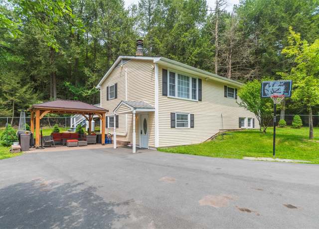 Property at 65 Berkshire Trl, Smallwood, NY 12720, 4 beds, 3 baths
