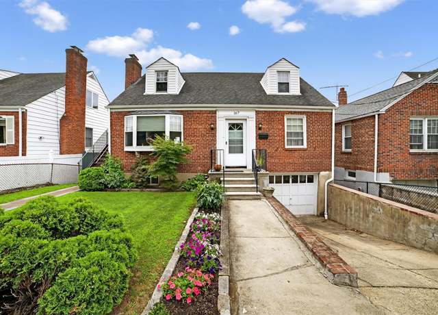 Property at 167 Hillview Ave, Yonkers, NY 10704, 3 beds, 2 baths
