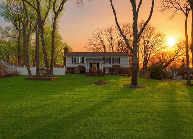 Property at 23 Franko Ln, Setauket, NY 11733, 4 beds, 3 baths
