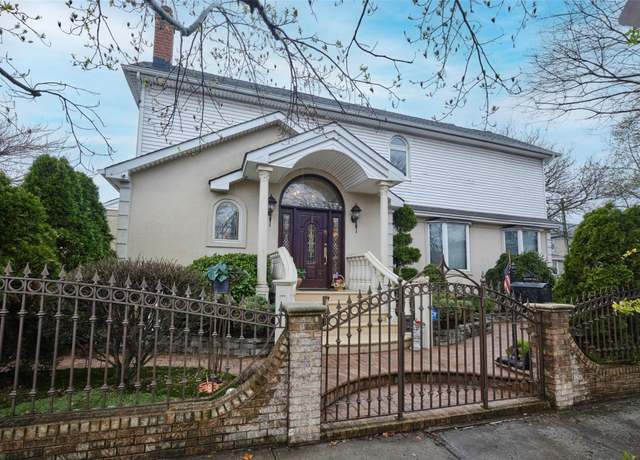 Property at 78-01 86th St, Glendale, NY 11385, 3 beds, 2.5 baths