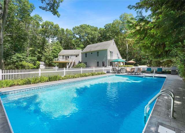 Property at 757 Seven Ponds Towd Rd, Southampton, NY 11968, 4 beds, 4.5 baths