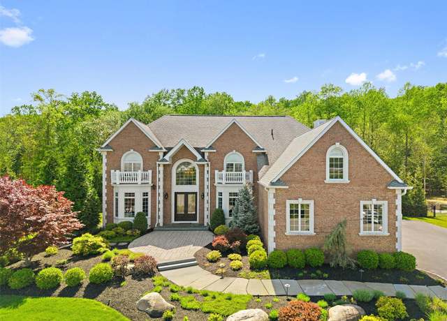 Property at 333 Pleasant Hill Dr, New City, NY 10956, 4 beds, 5.5 baths