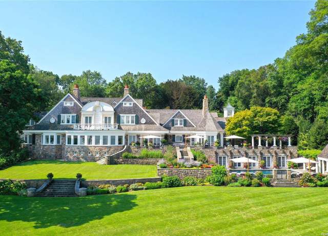 Property at 227 Dock Ln, Great Neck, NY 11024, 13 beds, 12 baths
