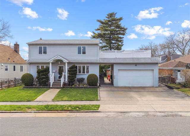 Property at 110 Norman St, New Hyde Park, NY 11040, 3 beds, 2.5 baths