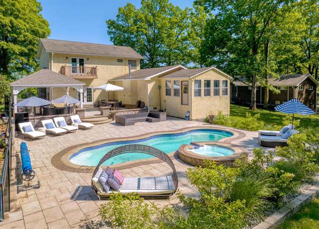 Property at 219 City View Ter, Kingston, NY 12401, 4 beds, 3 baths