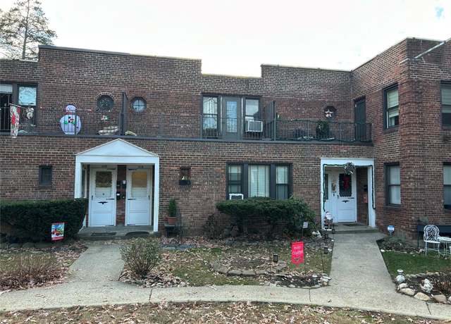 Property at 4001 Little Neck Pkwy Unit 31B, Little Neck, NY 11363, 1 bed, 1 bath