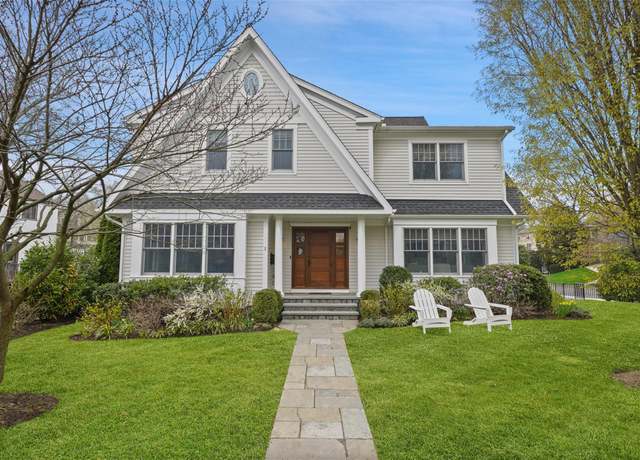 Property at 1 Iden Ave, Larchmont, NY 10538, 5 beds, 4.5 baths