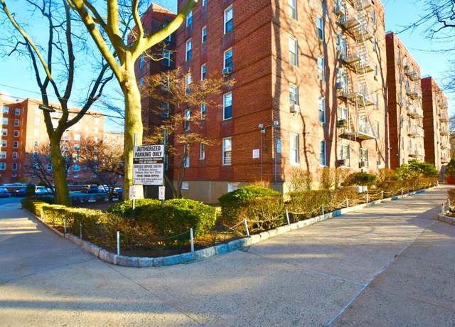 Property at 29 Abeel St Unit 1H, Yonkers, NY 10705, 2 beds, 1 bath