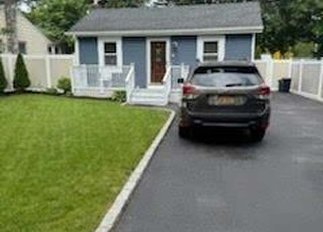 Property at 84 Oxhead Rd, Centereach, NY 11720, 2 beds, 1 bath