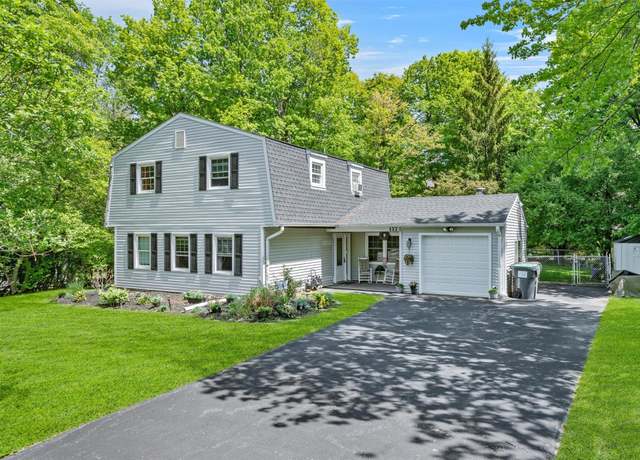 Property at 117 Woodland Rd, Highland Mills, NY 10930, 7 beds, 3 baths
