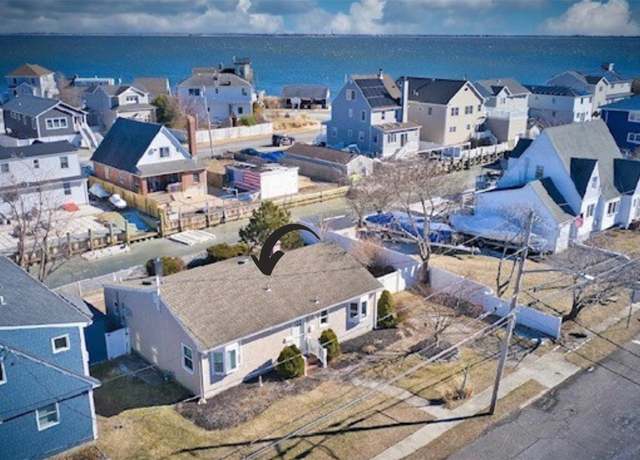 Property at 95 S Bay Dr, Babylon, NY 11702, 2 beds, 2 baths