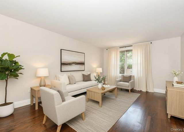 Property at 67-66 108th St Unit D22, Forest Hills, NY 11375, 2 beds, 1 bath