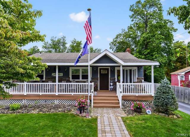 Property at 16 Wendover Dr, Wappingers Falls, NY 12601, 3 beds, 2 baths