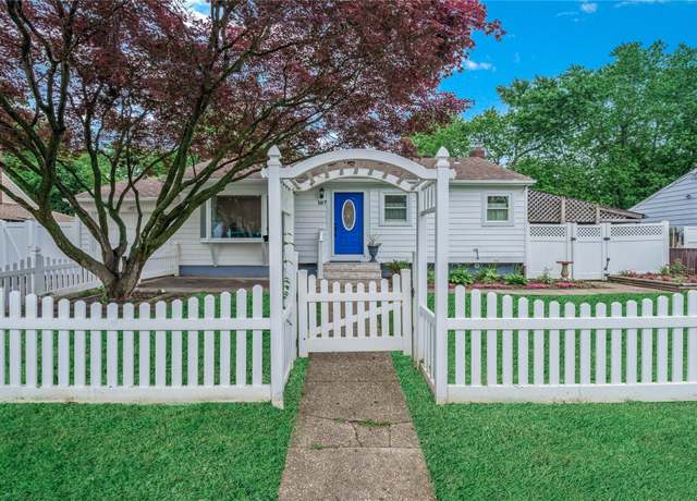 Property at 167 Front Ave, Brentwood, NY 11717, 4 beds, 2 baths