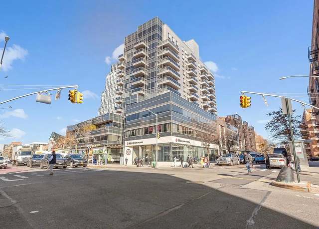 Property at 4235 Main St Unit 8A, Flushing, NY 11355, 3 beds, 2 baths