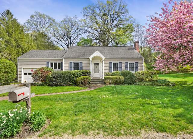 Property at 20 Orchard Ln, Katonah, NY 10536, 3 beds, 2 baths