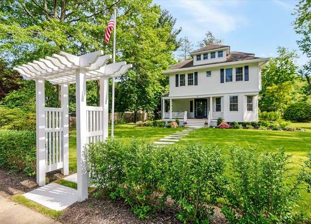Property at 16 Lamarcus Ave, Glen Cove, NY 11542, 5 beds, 1.5 baths