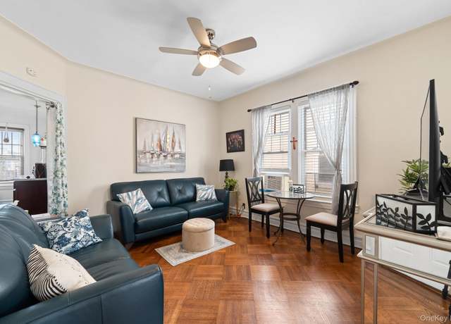 Property at 337 Grant Ave, Brooklyn, NY 11208, 9 beds, 3 baths