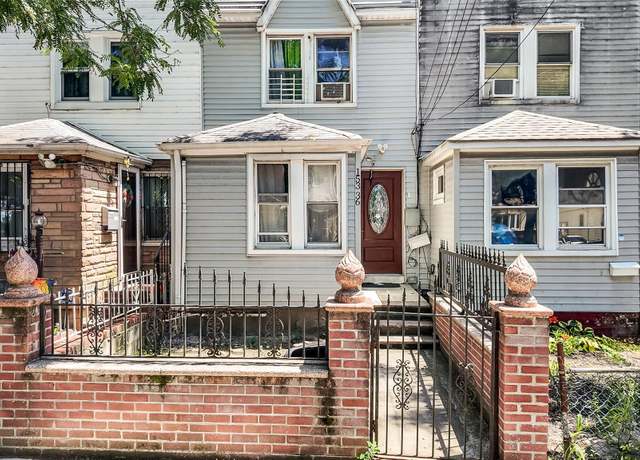Property at 15336 Foch Blvd, Jamaica, NY 11434, 3 beds, 2 baths