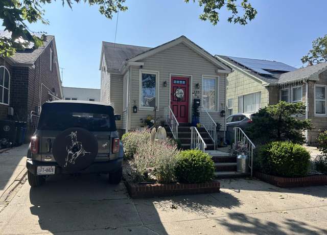 Property at 133-56 115th St, South Ozone Park, NY 11420, 3 beds, 3 baths