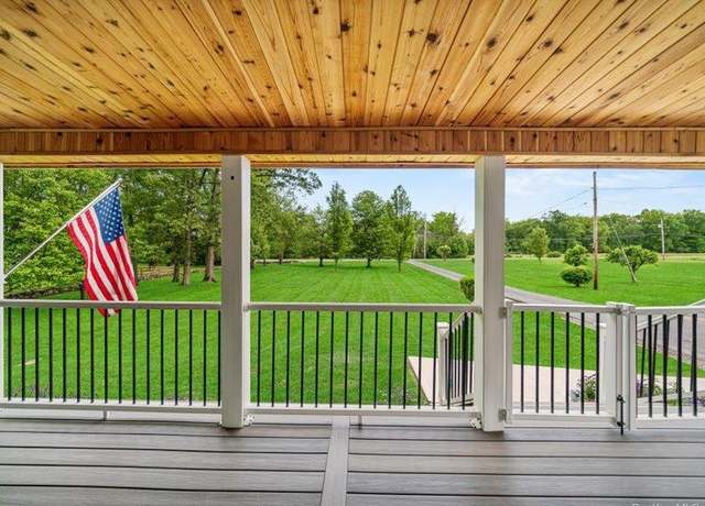 Property at 708 Kirbytown Rd, Middletown, NY 10940, 4 beds, 2.5 baths