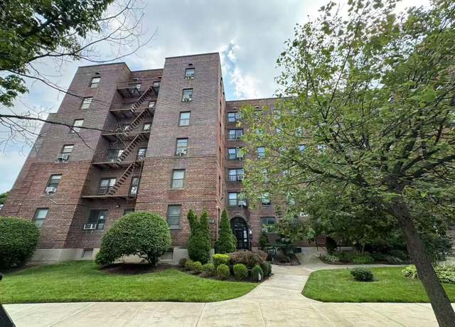Property at 138-18 28th Rd Unit 1F, Flushing, NY 11354, 1 bed, 1 bath