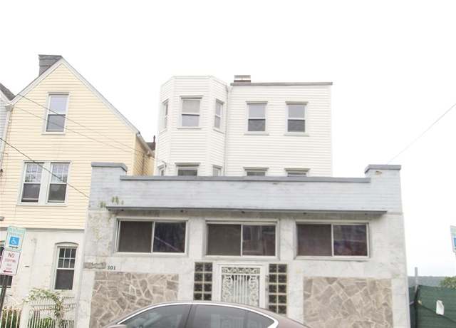Property at 301 Warburton Ave, Yonkers, NY 10701, 3 beds
