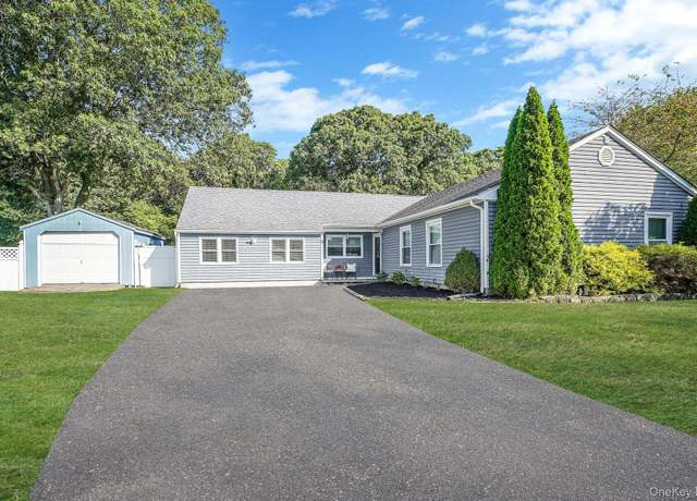 Property at 9 Carston St W, Selden, NY 11784, 3 beds, 1.5 baths