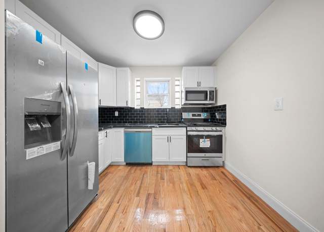 Property at 17920 Anderson Rd, Saint Albans, NY 11434, 3 beds, 2.5 baths