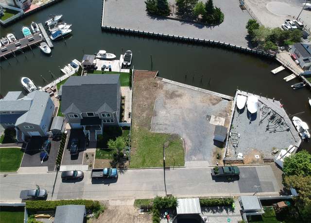 Property at Ellsworth St, Seaford, NY 11783