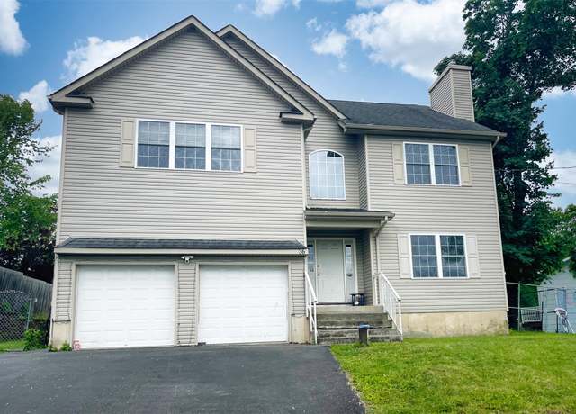 Property at 36 Walton Ter, Monroe, NY 10950, 4 beds, 2.5 baths