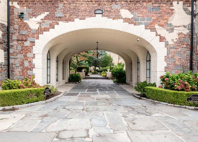 Property at 215 Middle Neck Rd Unit 15-2A, Great Neck, NY 11021, 2 beds, 1 bath