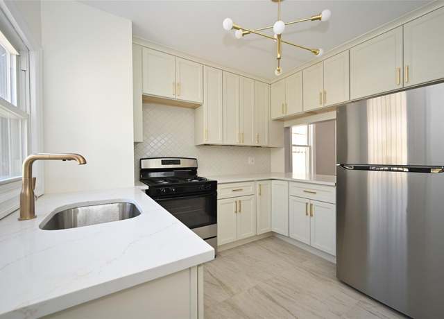 Property at 589 Milford St, Brooklyn, NY 11208, 3 beds, 1 bath