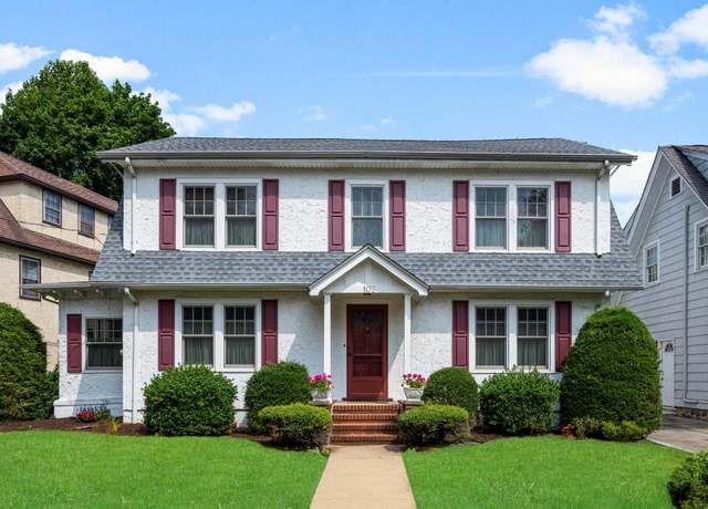 Property at 105 Reed Ave, Pelham, NY 10803, 4 beds, 2.5 baths