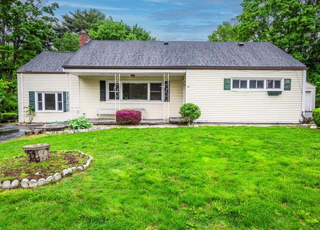 Property at 11 Queen St, New Windsor, NY 12553, 4 beds, 3 baths