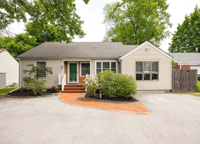 Property at 924 Violet Ave, Hyde Park, NY 12538, 2 beds, 2 baths